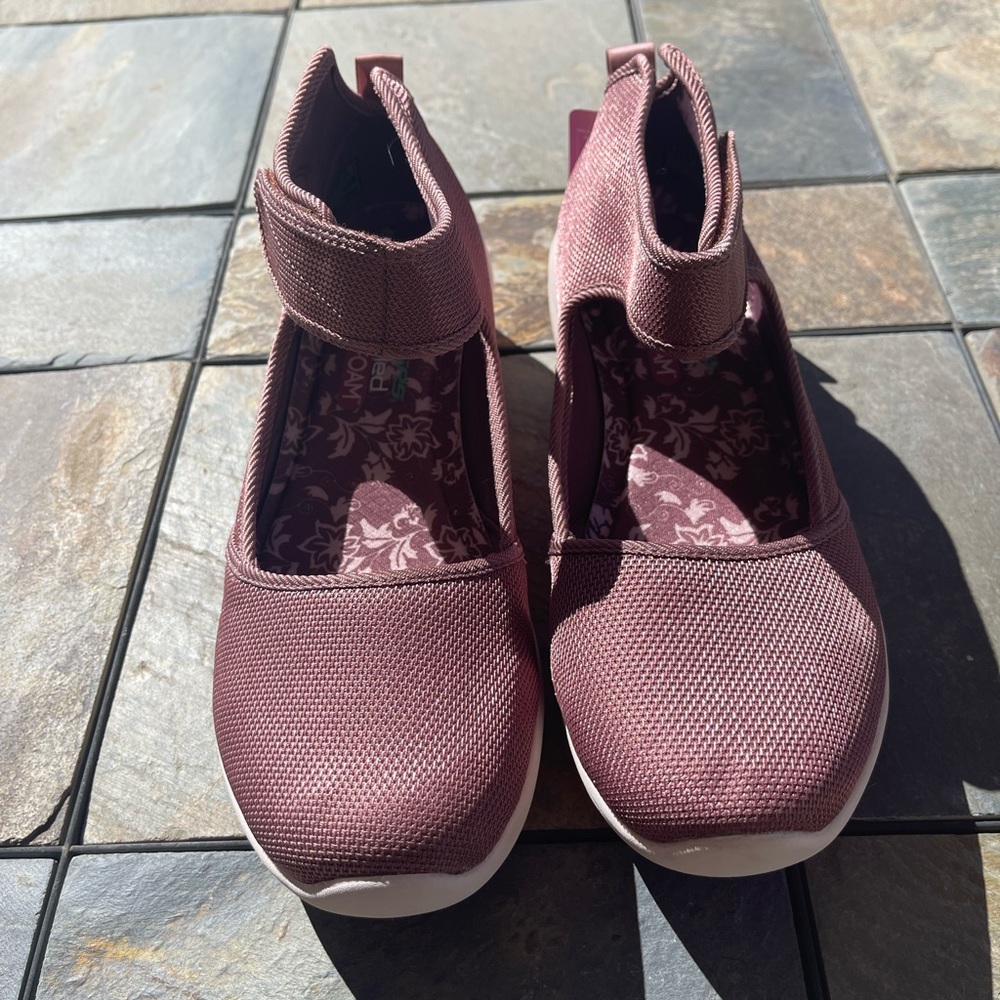 Women’s Skechers Flex Maryjane w/ Memory Foam, Pink, sz 9, NEW In Box
